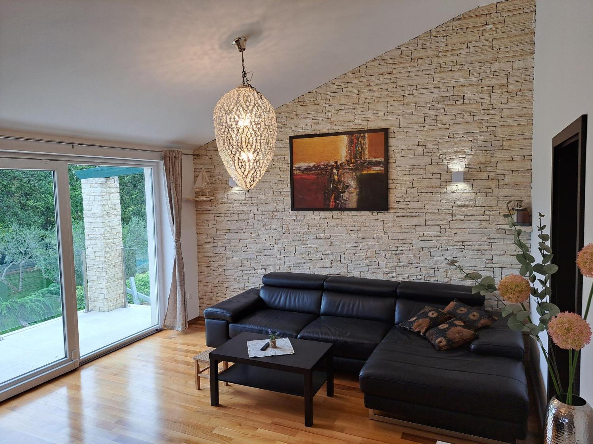 Apartments Villa Sotlar With Pool Umag Exterior photo